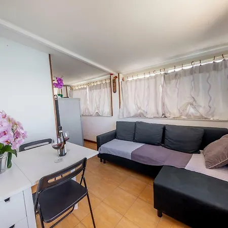 Blue Coral Apartment 4* Cefalù