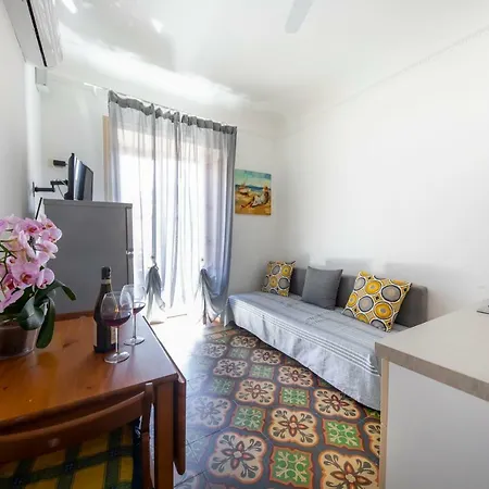 Blue Coral Apartment
