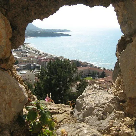 Гостевой дом Blue Coral 3*