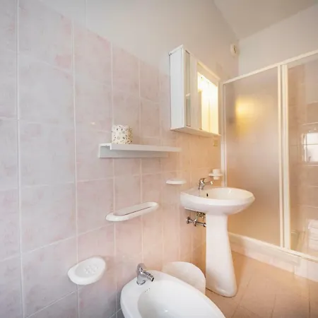 Blue Coral Гостевой дом Чефалу